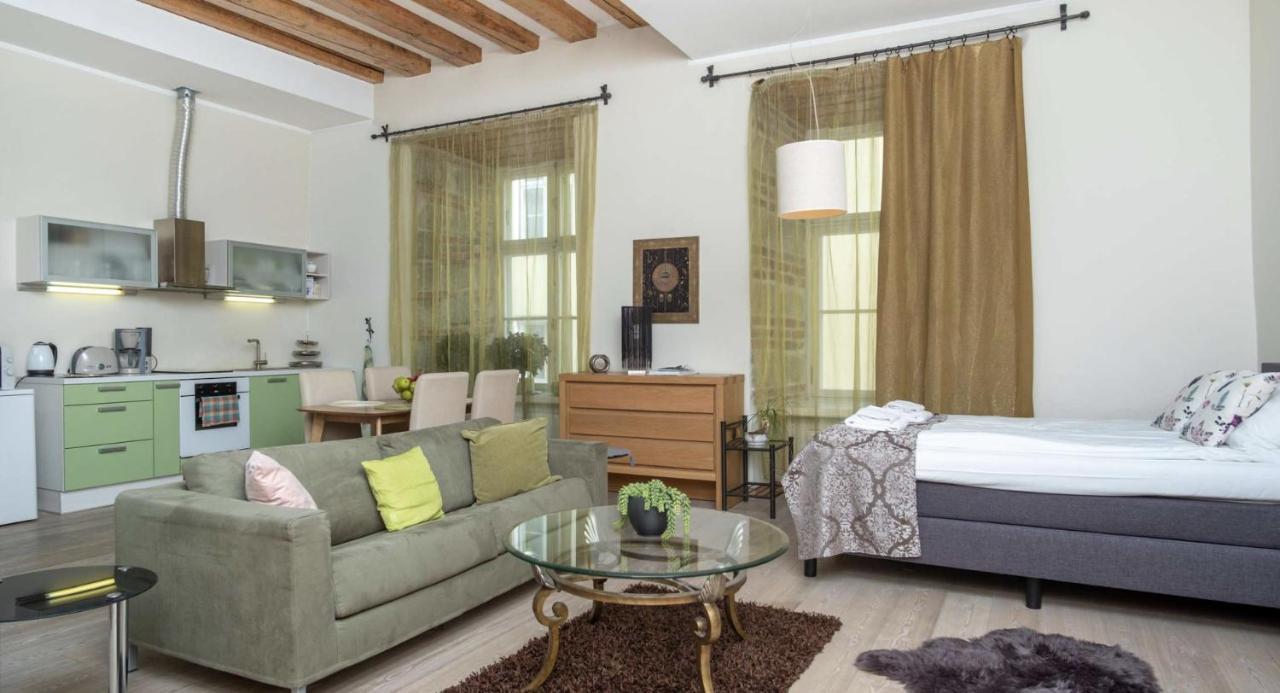 Spacious Studio Apartment In The Heart Of Old Town Reval Esterno foto